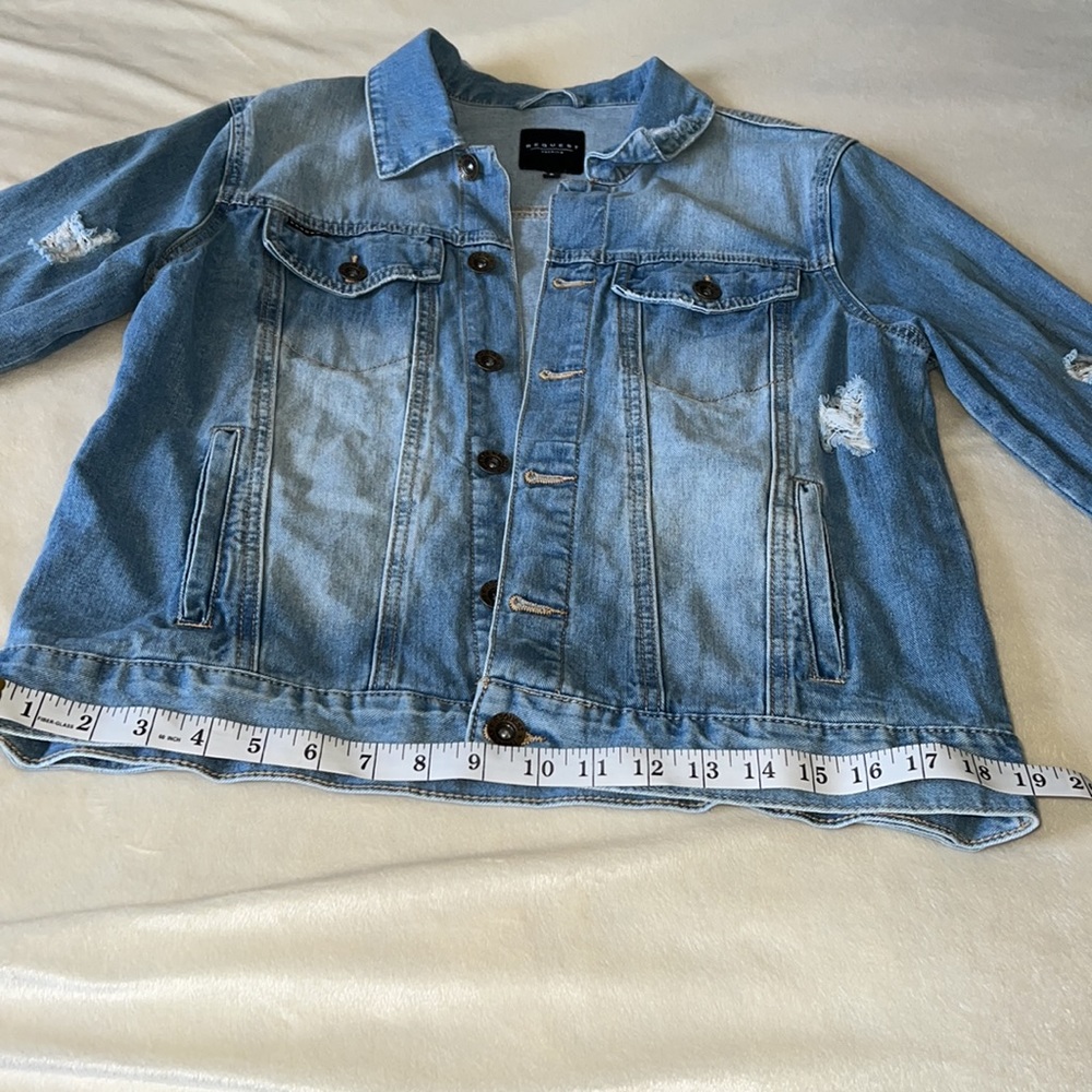 Request Destroyed Denim Jacket Size Small - image 4